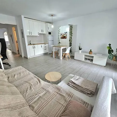 Apartamento Con Piscina A 500M De La Playa Costa Teguise Exterior photo