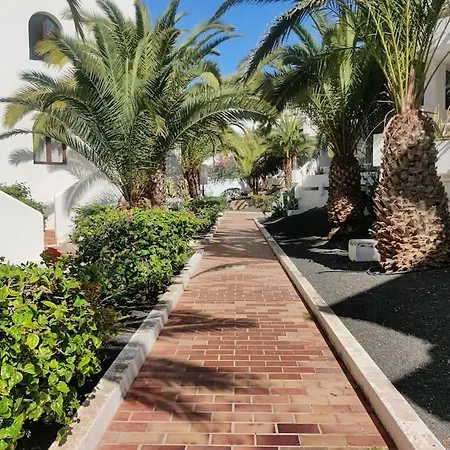 Apartamento Con Piscina A 500M De La Playa Costa Teguise Exterior photo