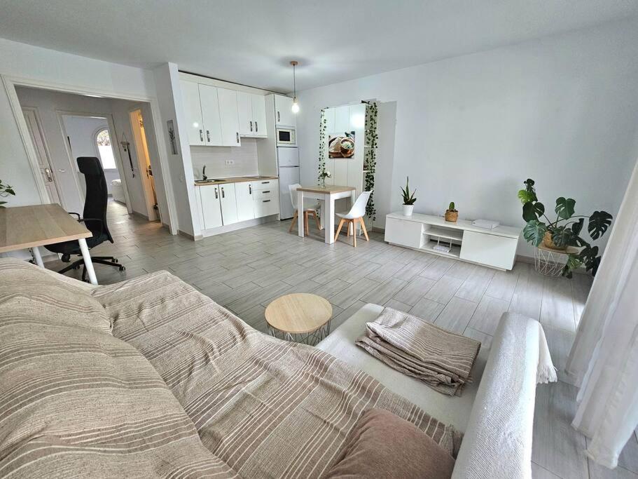 Con Piscina A 500m De La Playa Appartement *